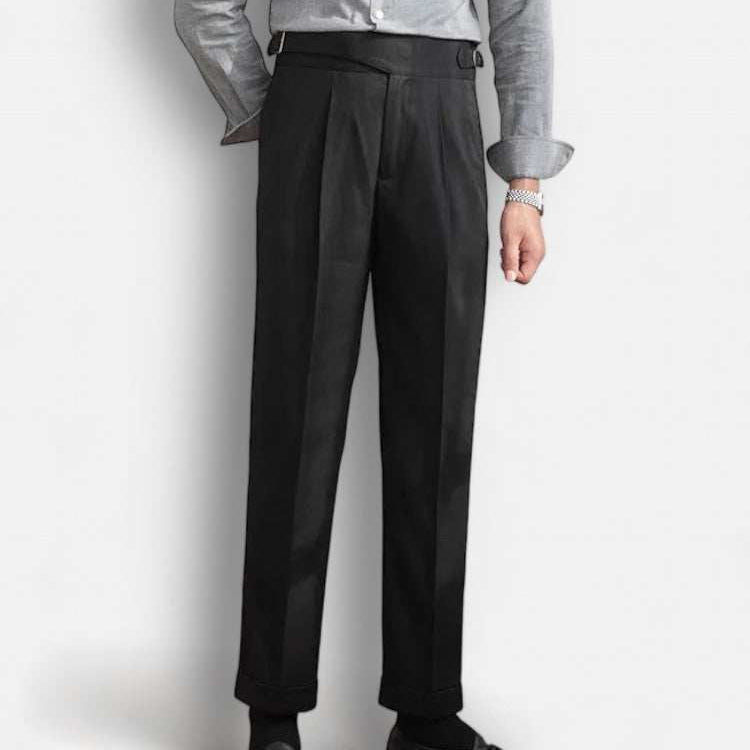 Autumn Italian high-waist trousers for men in solid black, stylish and comfortable.