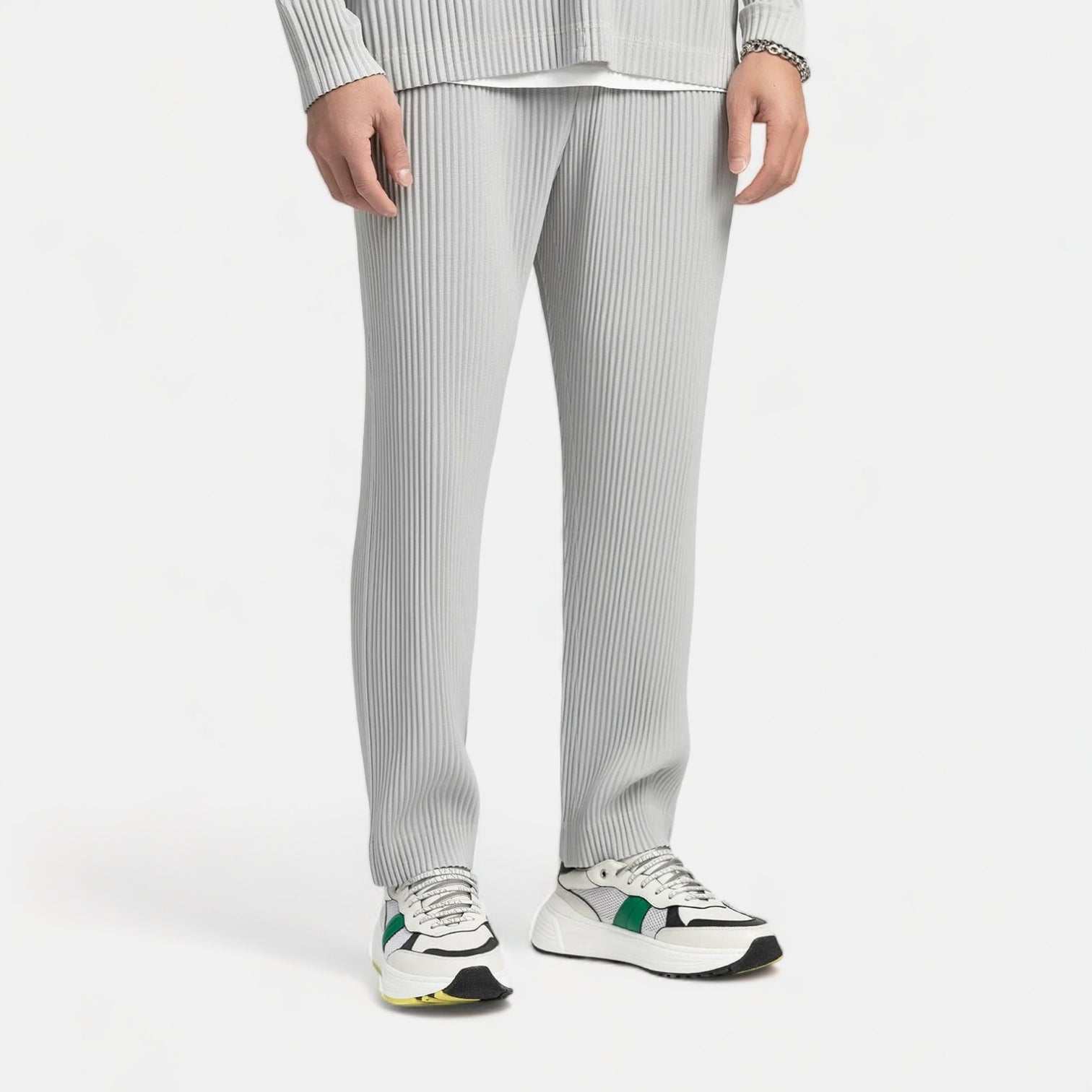 Baggy relaxed fit casual trousers in solid color, loose and stylish for men.