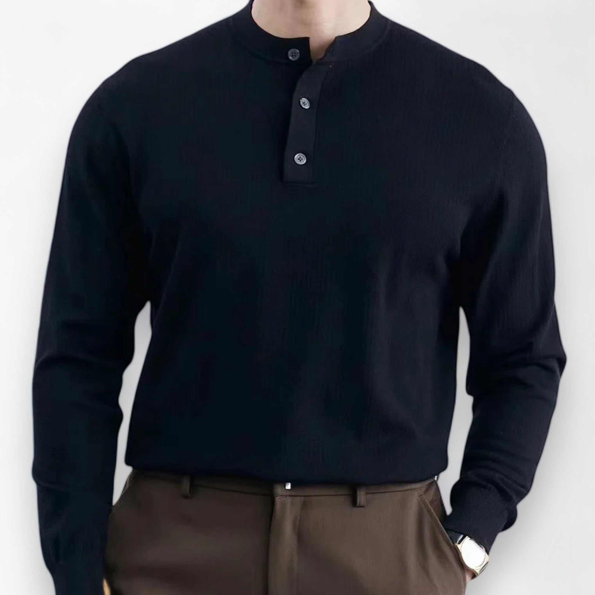 Smart casual old money sweater for men, high-quality wool, stylish and cozy.