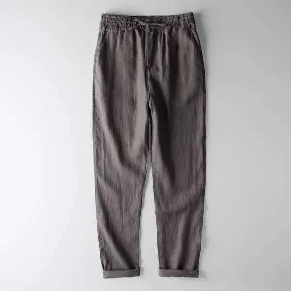 Italian design linen pants made of 100% breathable linen fabric.