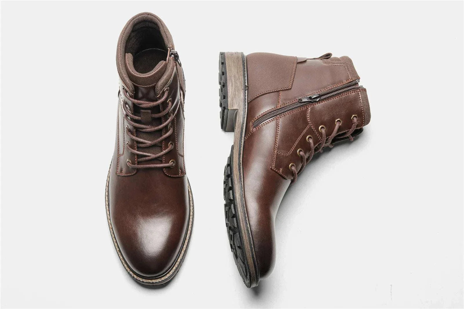 Retro British leather boots in brown with durable rubber soles, perfect for outdoor adventures.