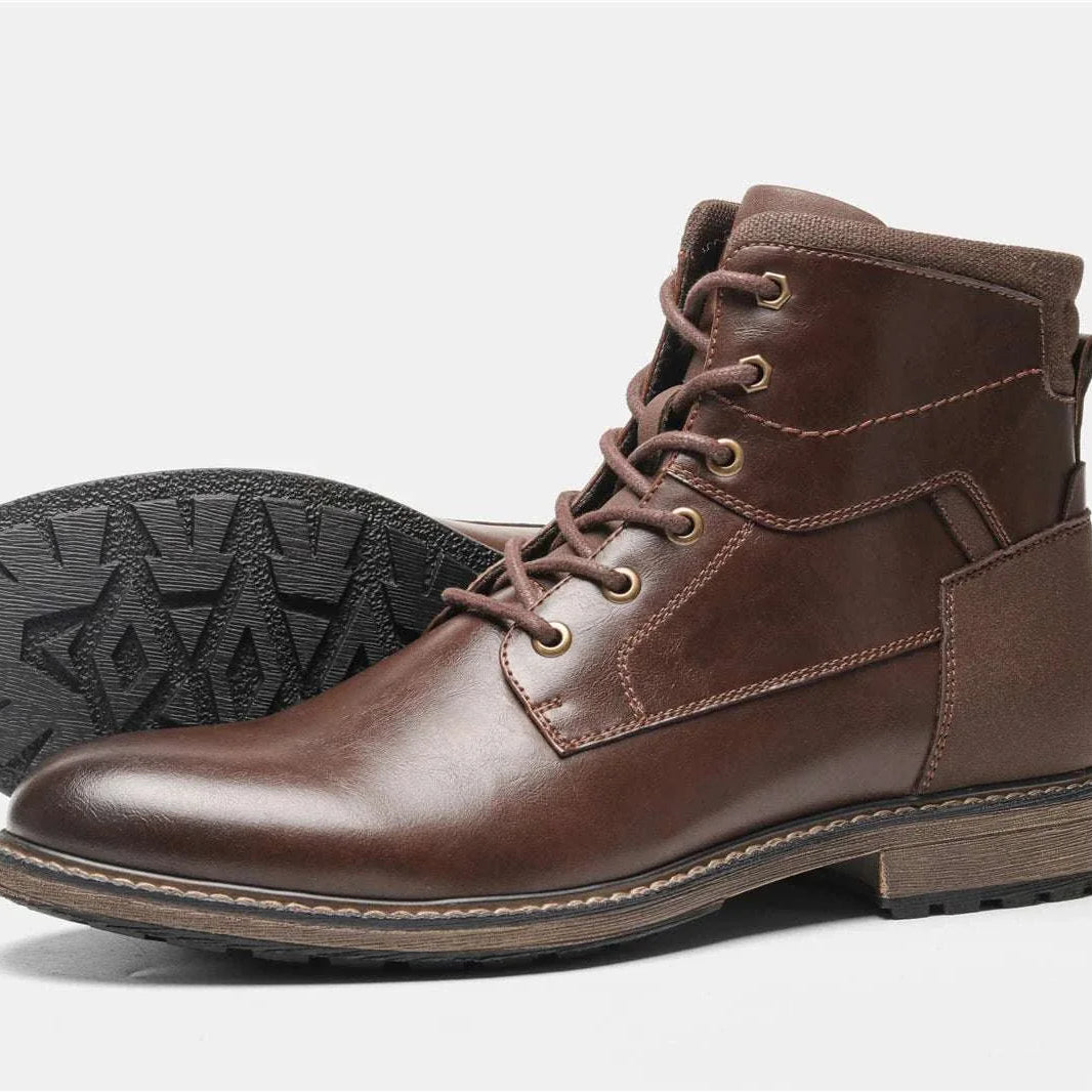Retro British leather boots made of ecological leather and durable rubber.