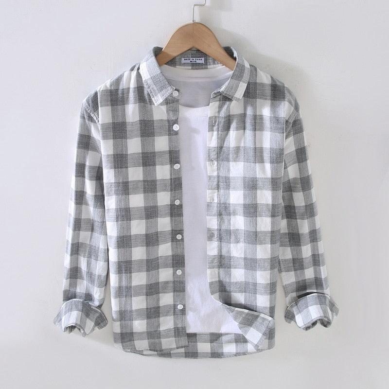 Maurice Summer Shirt in cotton and linen with classic solid pattern.