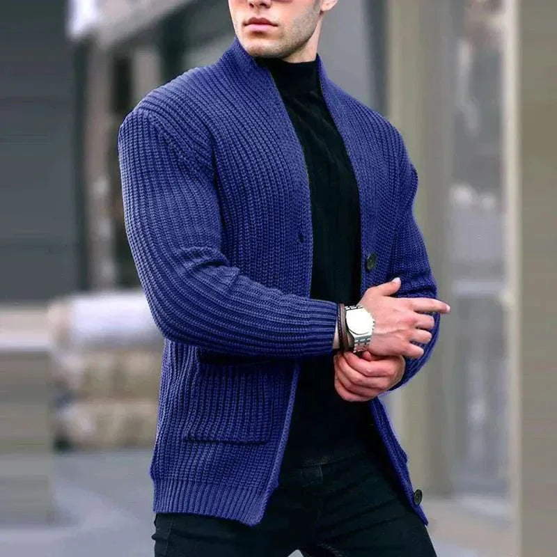 Men's autumn streetwear cardigan in wool-polyester blend, perfect for fall fashion.