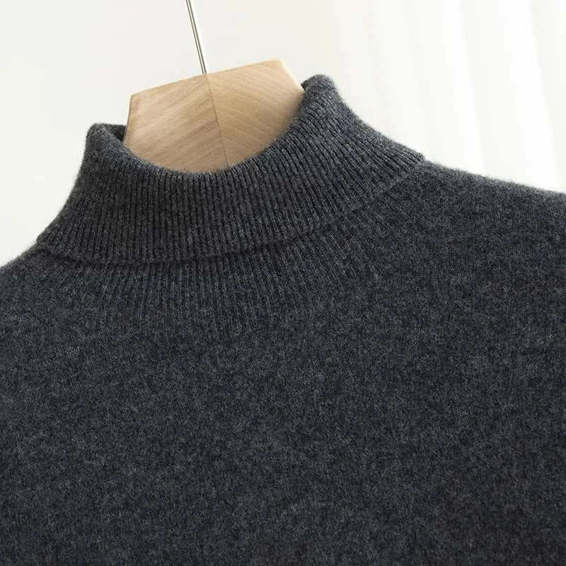 Business wool turtleneck sweater for men in dark wool blend, ideal for autumn/winter.