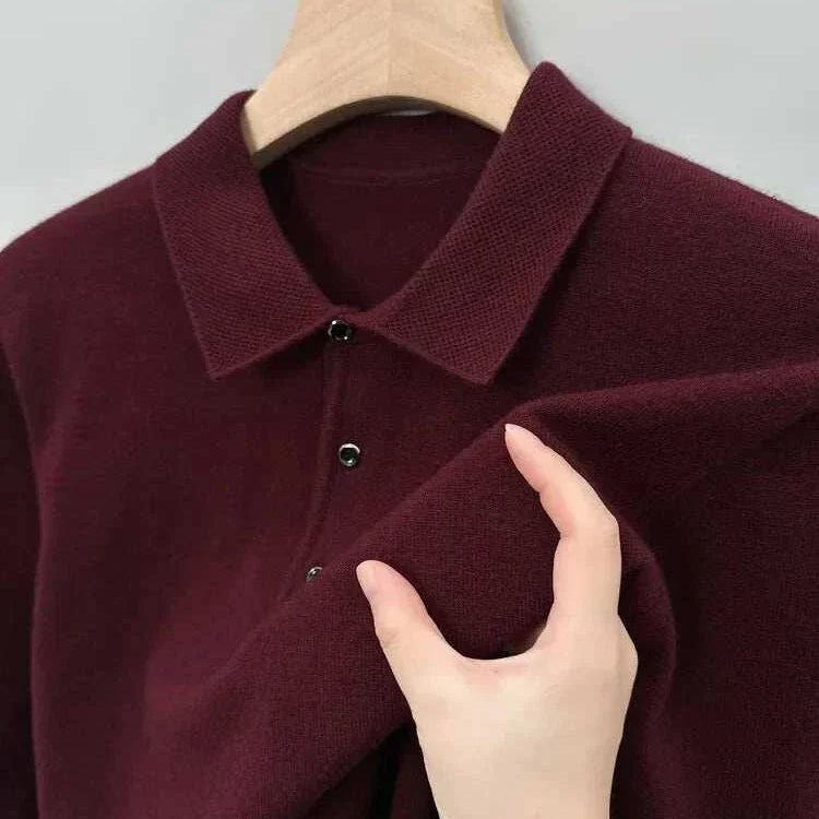 Antonios polo sweater with buttons in maroon, featuring a cozy and stylish design.