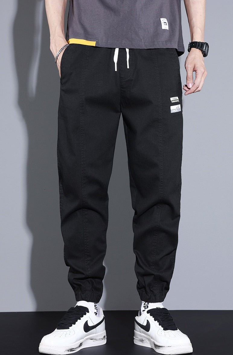 Vinny Loose Pants in black, men's relaxed fit joggers, casual smart style.
