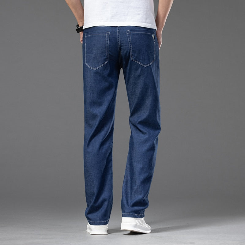 Smart casual Vinny Jeans in blue, ideal for spring and autumn, crafted from soft lyocell fabric.