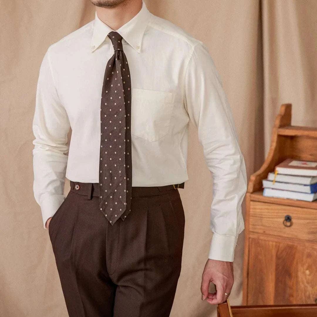 Man wearing a vintage corduroy shirt for autumn fashion.