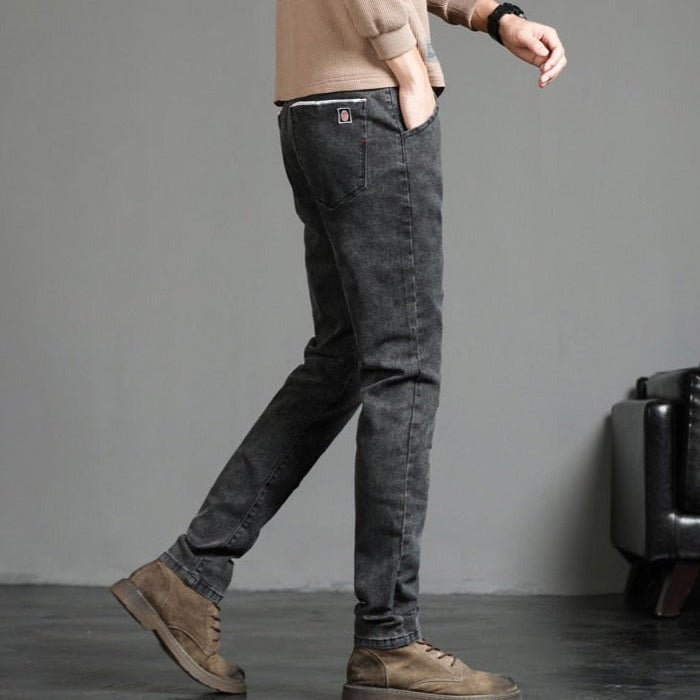 Vinny Vintage Jeans in dark grey, casual cotton fit, suitable for spring and autumn.