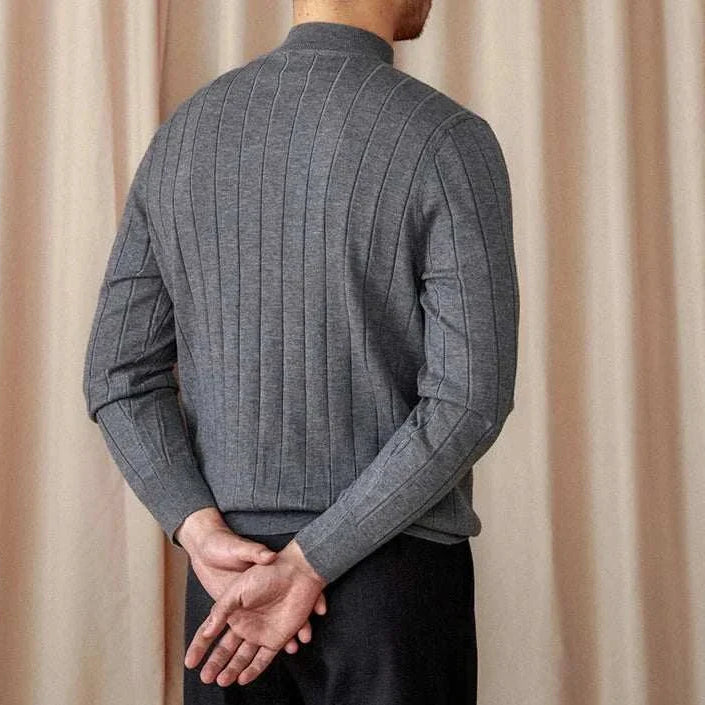 Men's grey autumn turtleneck premium sweater with ribbed design.
