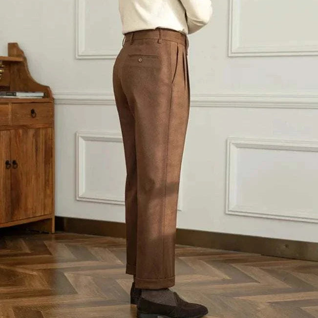 Straight high-waist casual trousers for men in brown, featuring a solid pattern and elegant style.