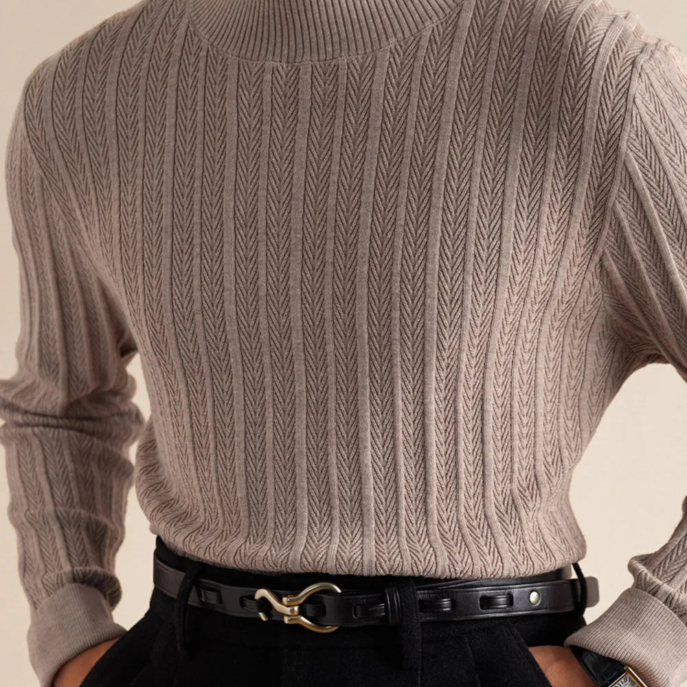 Luxury wool mock neck pullover for men in soft wool and lyocell.