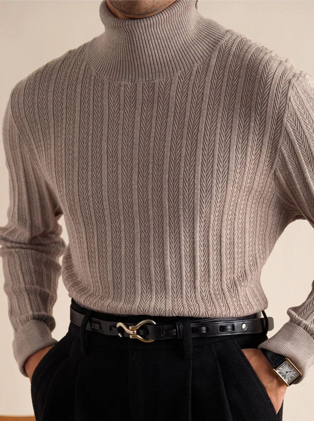 Luxury wool mock neck pullover for men in soft wool and lyocell.