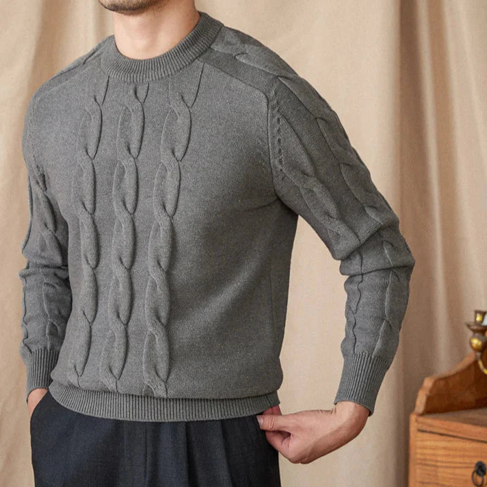Round neck vintage sweater in grey with cable knit design for men, cotton-wool blend.