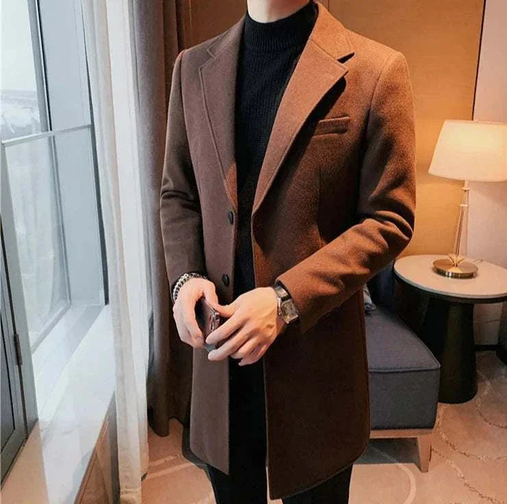 Elegant slim fit suit coat for men, polyester material, autumn/winter wear.