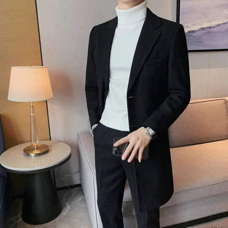 Elegant slim fit suit coat for men in black, ideal for autumn and winter.