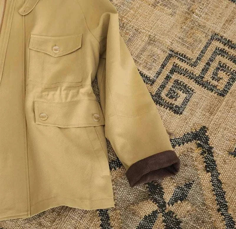 Italian smart casual jacket in vintage style, high-quality cotton blend, perfect for autumn.