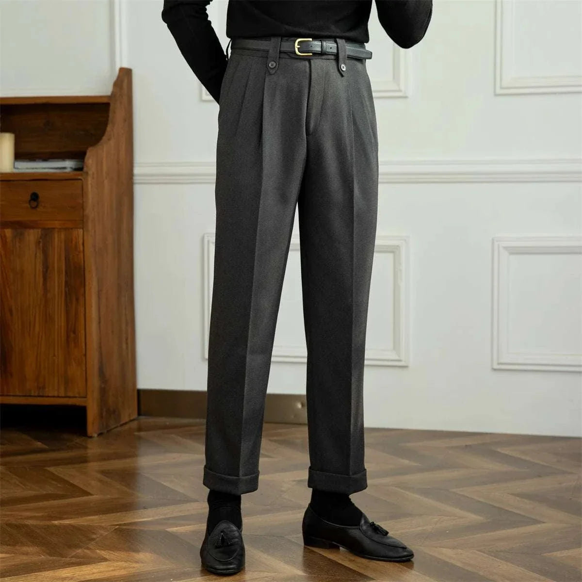 Straight high-waist casual trousers for men, featuring a sleek design in solid polyester.