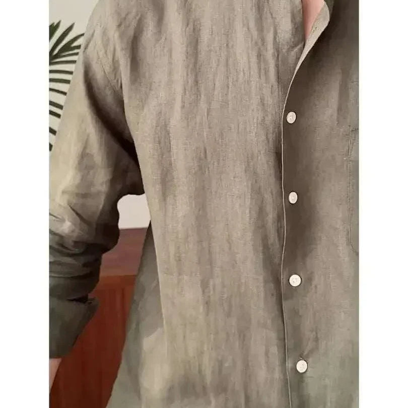 Linen smart casual long sleeve shirt with classic collar in solid pattern.