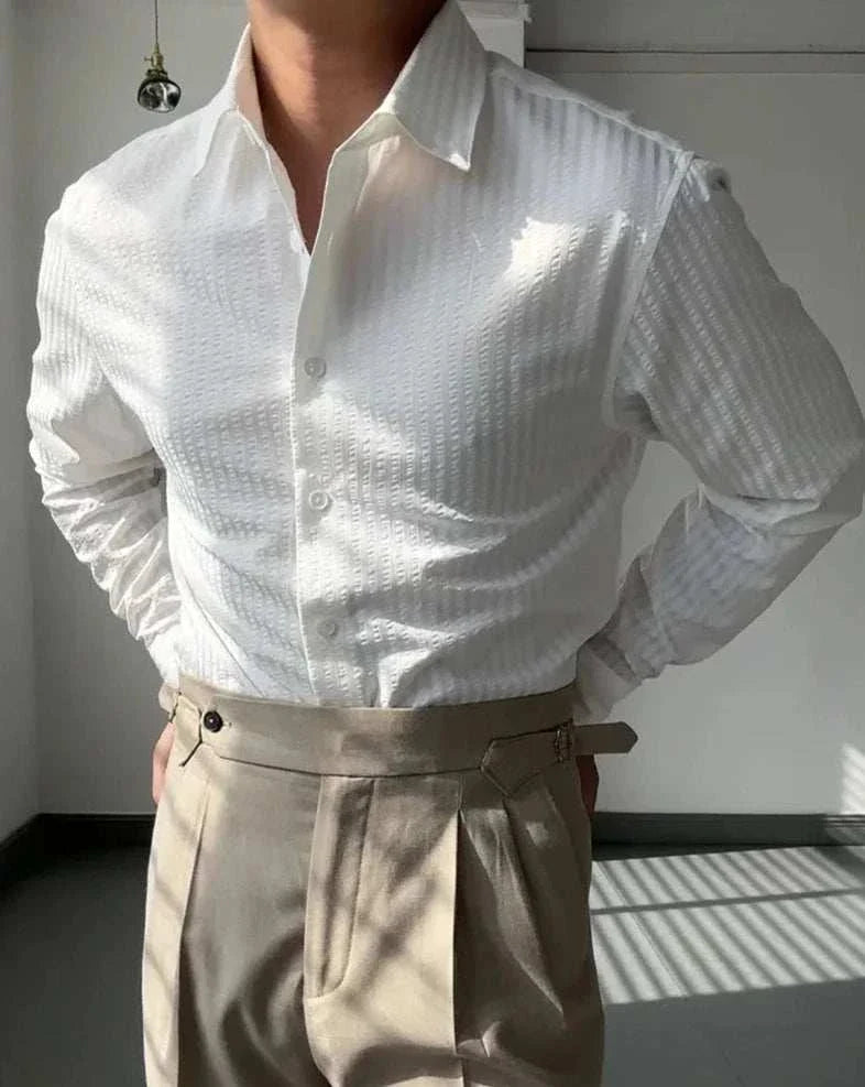 Antonios British casual striped shirt, classic collar, comfortable polyester fabric, men's fashion.