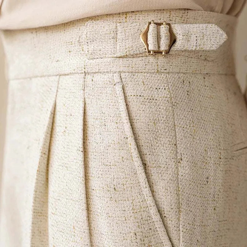 Paris high-waist design trousers, elegant and comfortable with a flattering fit, suitable for men.