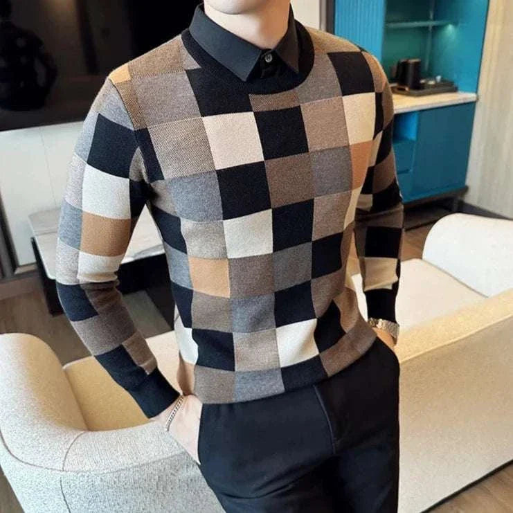 Tone two color sweater with checkered pattern, casual and elegant style.