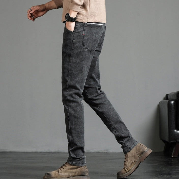 Vinny Vintage Jeans, casual fit cotton jeans for spring and autumn.