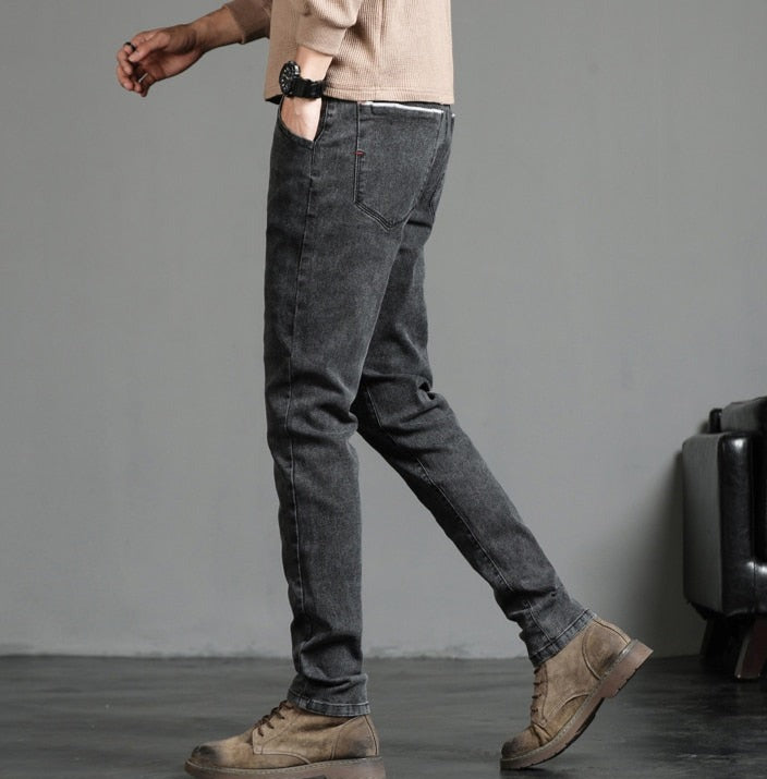 Vinny Vintage Jeans, casual fit cotton jeans for spring and autumn.