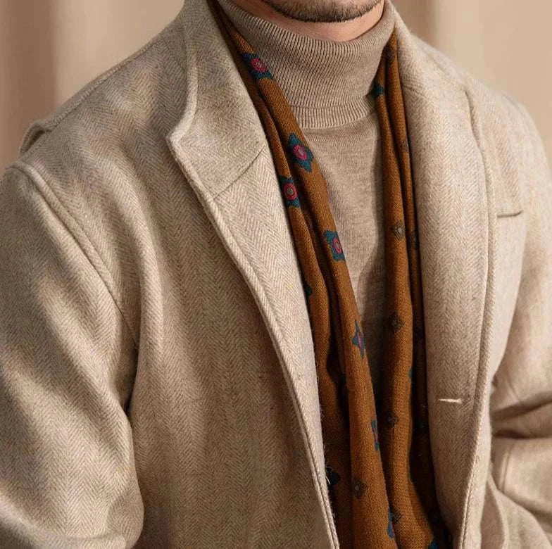 British winter premium jacket in wool and cotton blend, stylish and cozy for men.