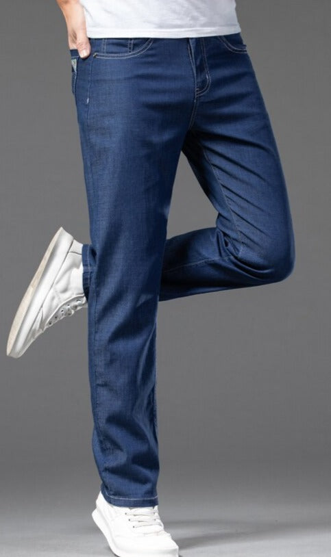 Vinny Jeans in dark blue demonstrating smart casual fit.