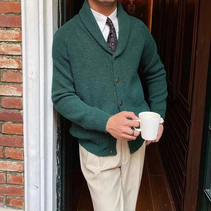 Men's dark green Oxford premium cardigan, cozy and stylish cardigan for casual elegance.