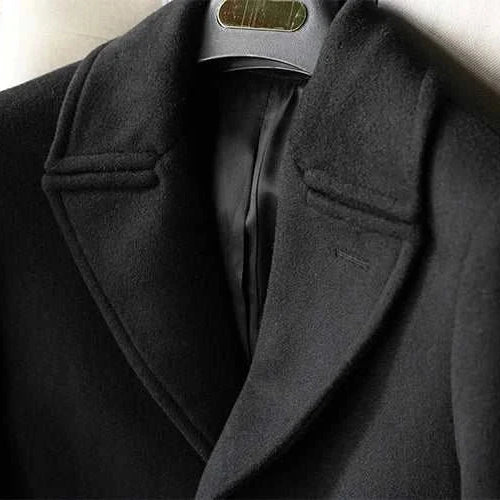 Single breasted trench coat for men, warm polyester material, ideal for autumn and winter.