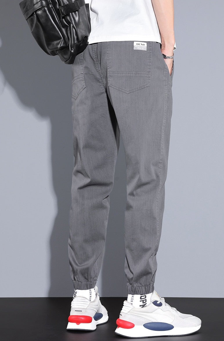 Vinny Loose Pants in grey, men's relaxed fit joggers, casual streetwear style.