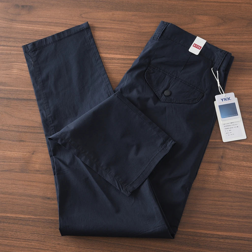 American retro fit-elastic pants