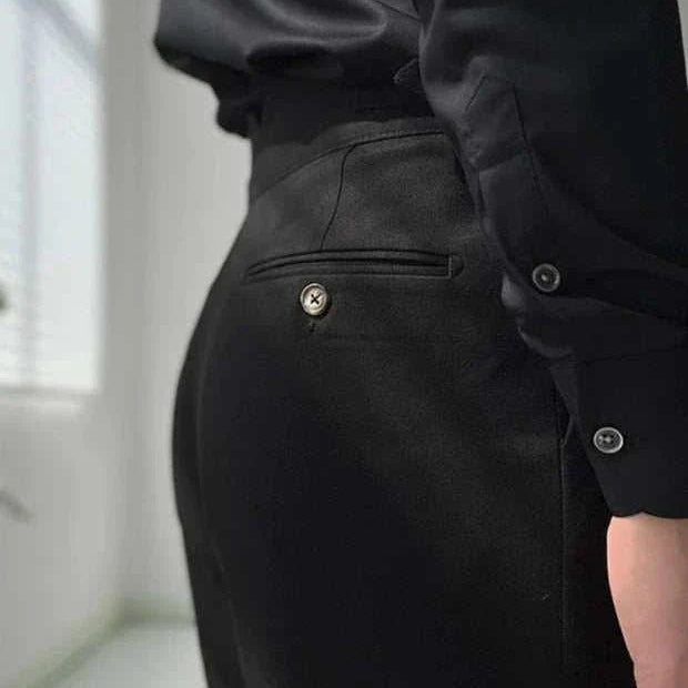 High waist gentleman trousers in black, showcasing elegant style and full-length design.