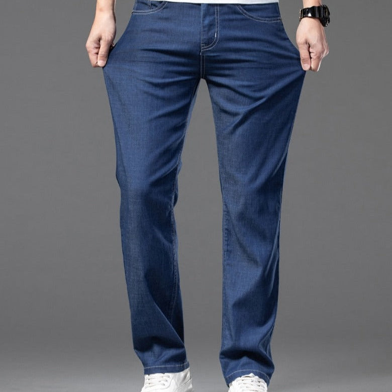 Vinny Jeans, comfortable smart casual jeans in blue, perfect for spring and autumn.