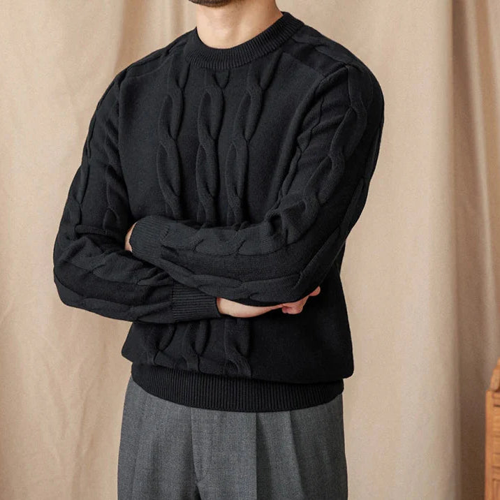 Round neck vintage sweater in black for men, cozy cotton-wool blend.