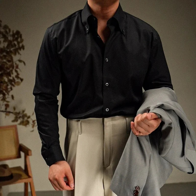 Body fit long sleeve shirt for evening wear in high-quality cotton and polyester.