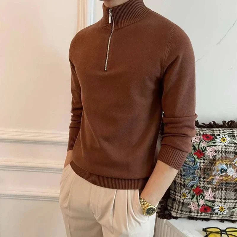 Men's stand collar zipper sweater in brown, combining wool and polyester for comfort and fit.
