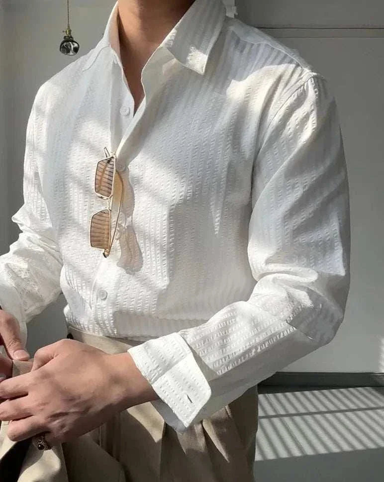 Antonios British casual striped shirt for men, comfortable polyester fabric, classic collar, versatile style.