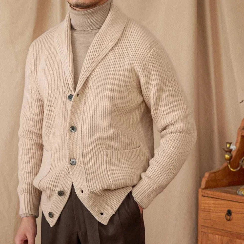 Luxurious Autumn Old Money Cardigan for men, warm wool blend, perfect for fall.