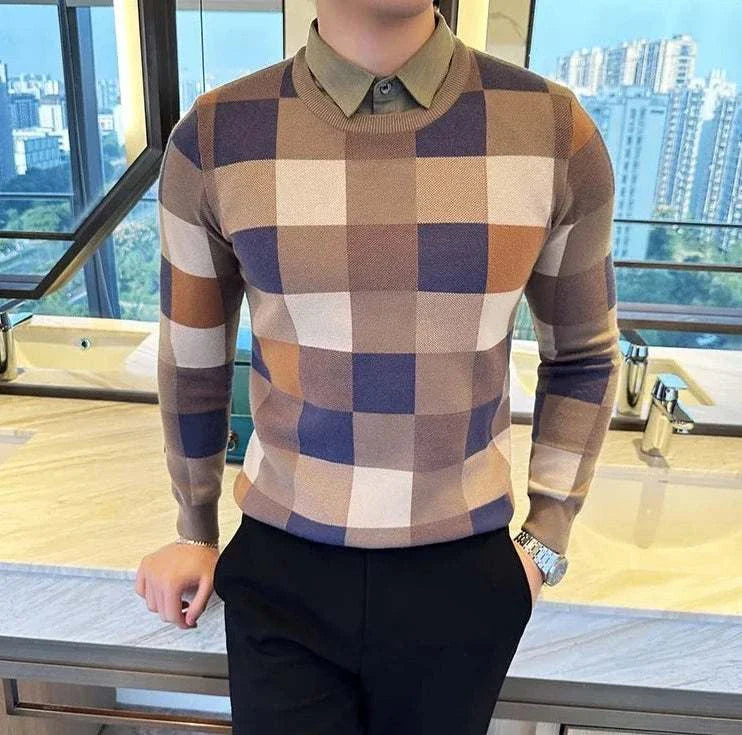 Tone two color sweater with checkered pattern, casual elegant style.