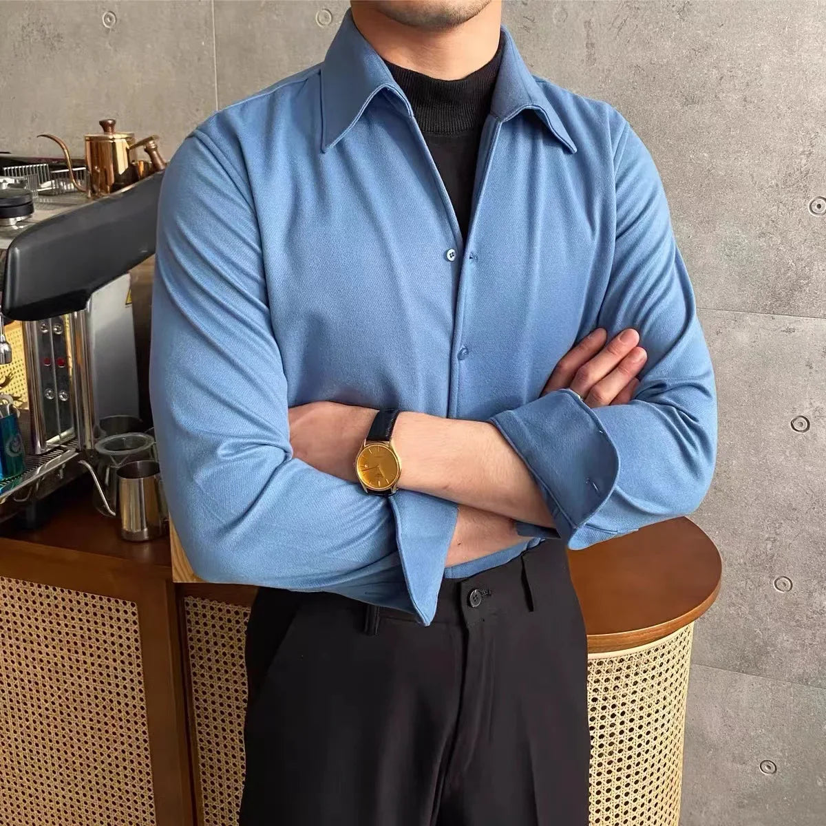 Wool premium shirt in blue, featuring a formal point collar and button cuffs, tailored for a modern, elegant fit.