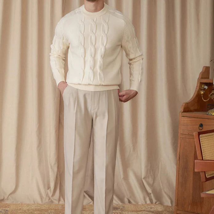 Round neck vintage sweater with cable knit pattern, ideal for men, perfect for winter warmth.