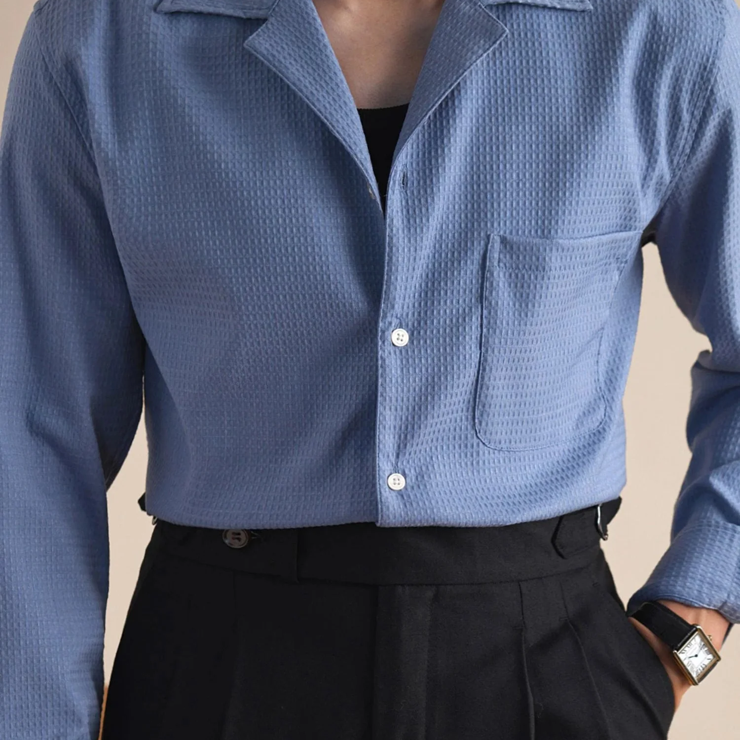 Tailored collar old money shirt in blue, long sleeve vintage design.