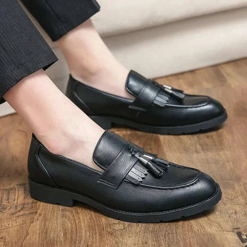 Wedding eco-leather oxford shoes, sustainable materials, formal footwear.