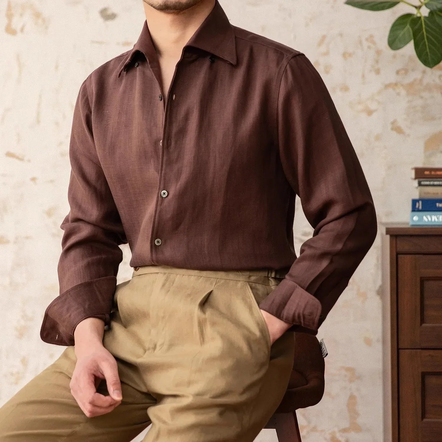 Italian old money fit summer shirt for men, sophisticated design, high-quality materials.