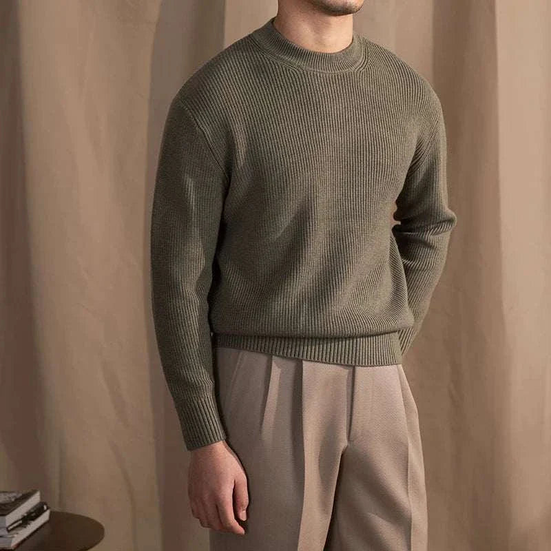 Men's autumn warm wool sweater in solid color, stylish and cozy.