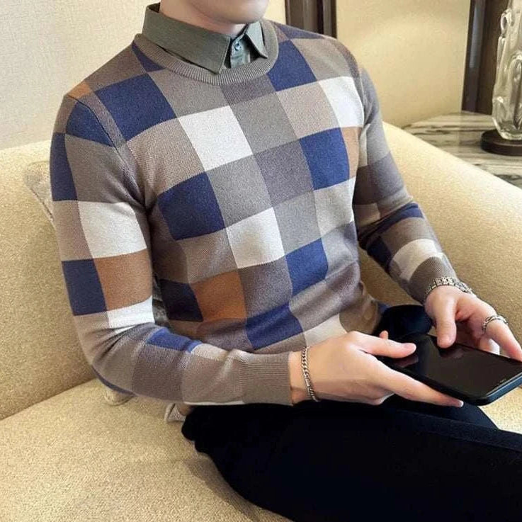Tone two color sweater with checkered pattern, men's casual elegant style.